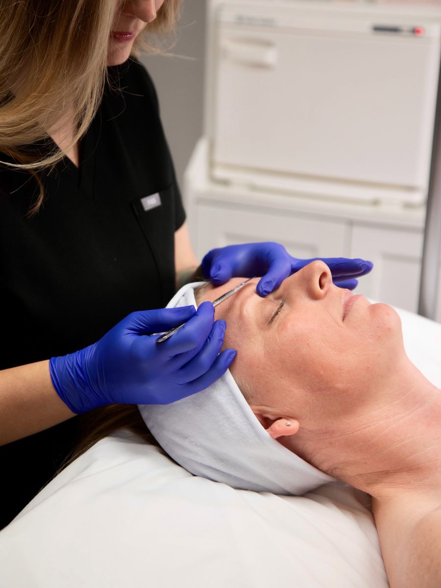 Client receiving a HydraFacial treatment